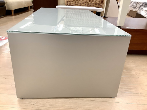 センターローテーブルのCassina ixc