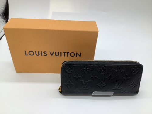 ラウンドファスナー財布のLOUIS VUITTON