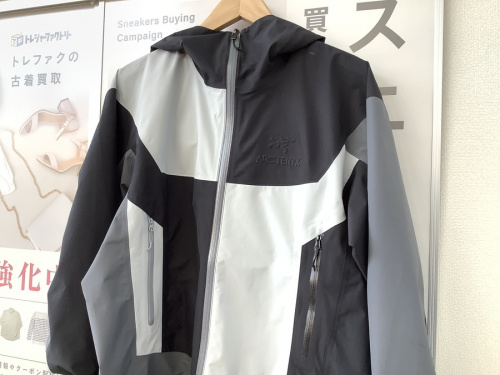 ジャケットのアークテリクス