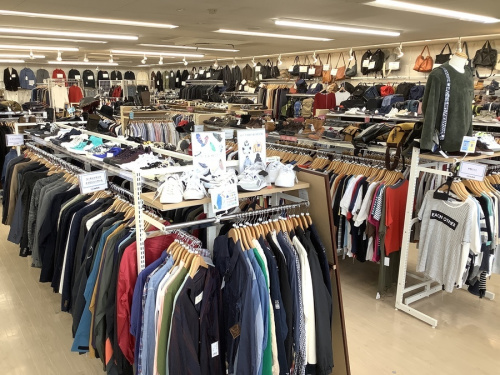 マウンテンパーカーの名古屋　古着