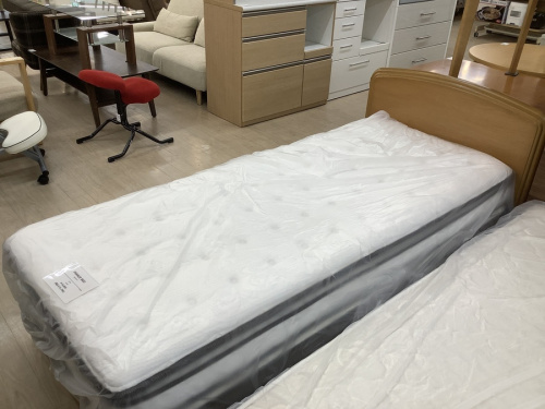 生活家具のベッド