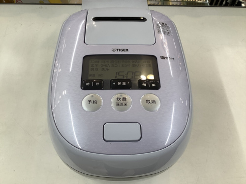 キッチン家電の炊飯器