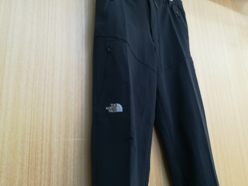アウトドア用品のメンズファッション