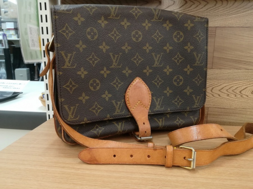 LOUIS VUITTONの名古屋ブランド品買取