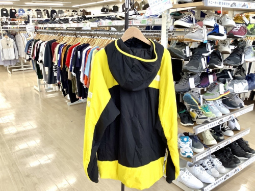 アウトドアウェアのEXP L3 VENTRIX HALF ZIP HOODIE