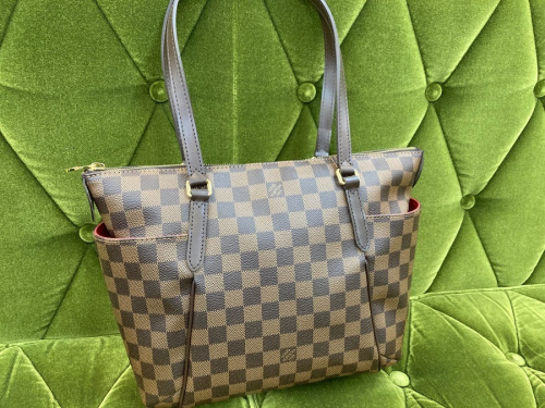 バッグ・財布のバッグ