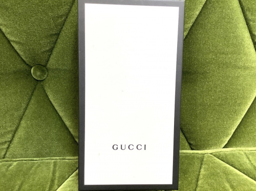 ラウンドファスナー財布のGUCCI