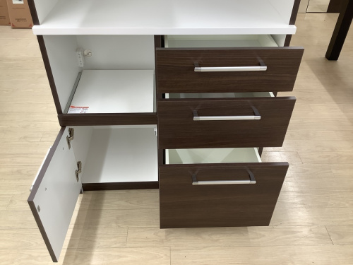 食器棚の中古家具　名古屋