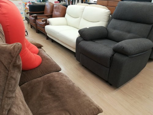 ニトリのリクライニングソファー