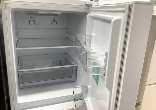 冷蔵庫の2ドア冷蔵庫