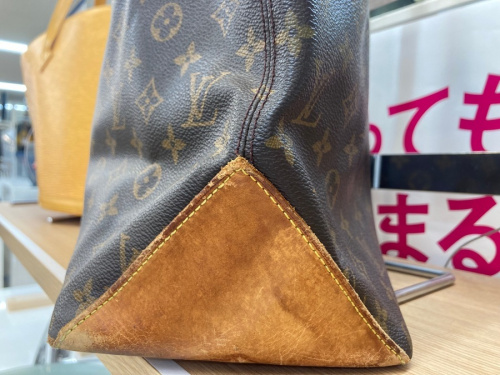 バッグのトートバッグ