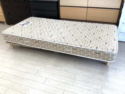 シングルベッドのBeautyrest by SIMMONS