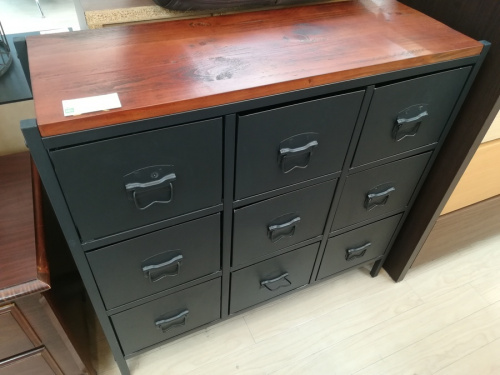 家具の収納家具