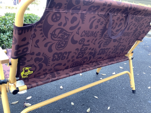 ファニチャーのバックウィズベンチ