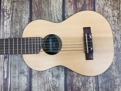 YAMAHAのギタレレ