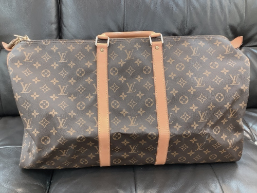 LOUIS VUITTONのキーポル