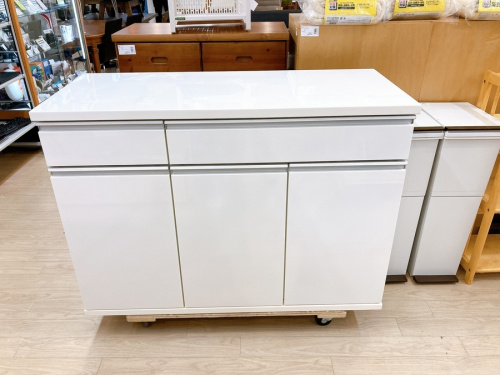 家具のカウンター