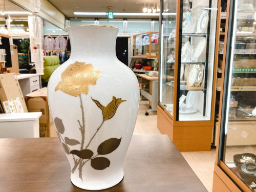 テーブルウェアの洋食器