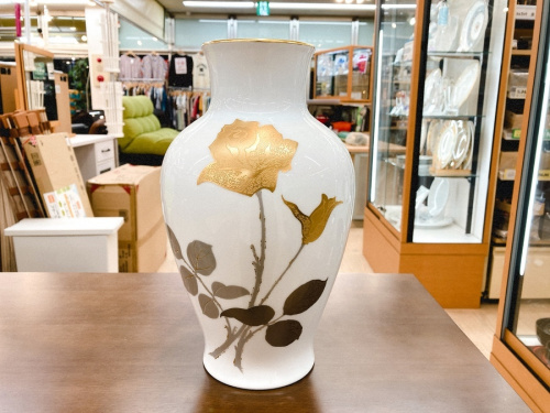 カップ&ソーサーの大倉陶園