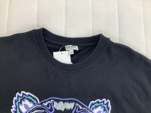 TシャツのKENZO