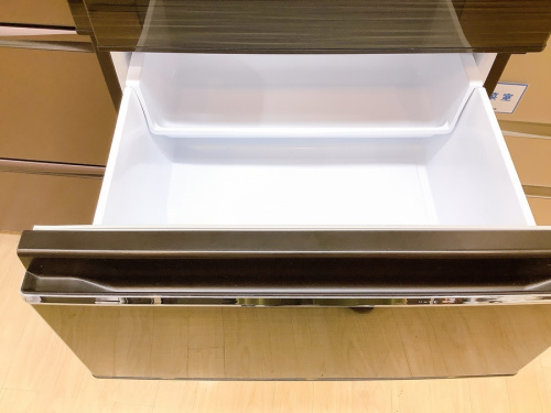 MITSUBISHIの3ドア冷蔵庫