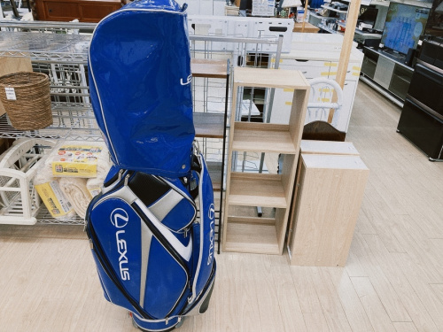 スポーツ用品のゴルフ