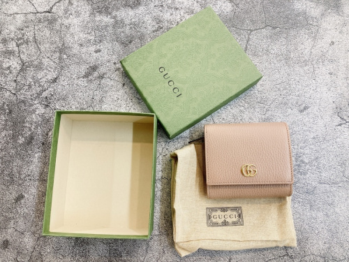 ブランド・ラグジュアリーの財布