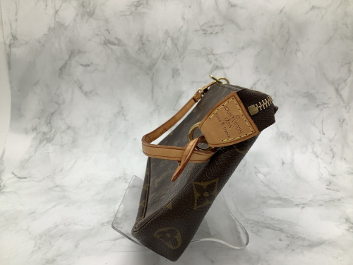 アクセサリーポーチのLOUIS VUITTON
