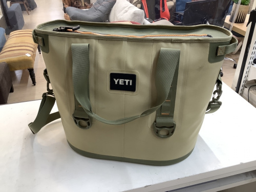 クーラーバッグのYeti