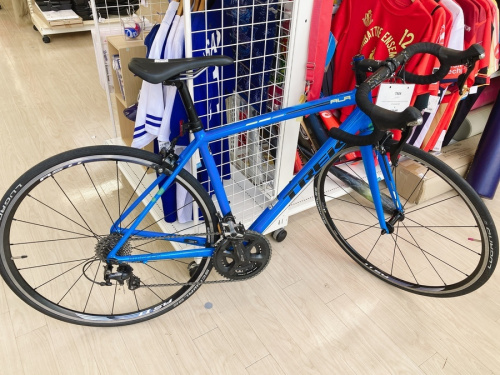 スポーツ用品の自転車