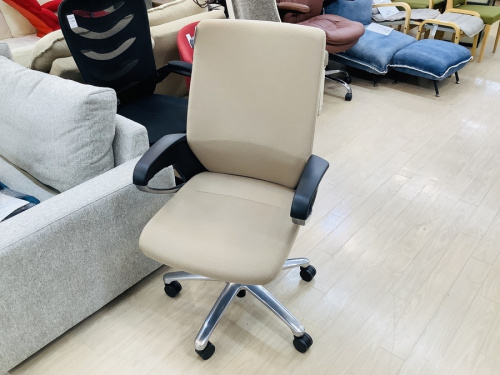 生活家具のイス