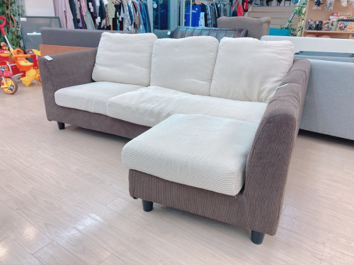 家具のソファ