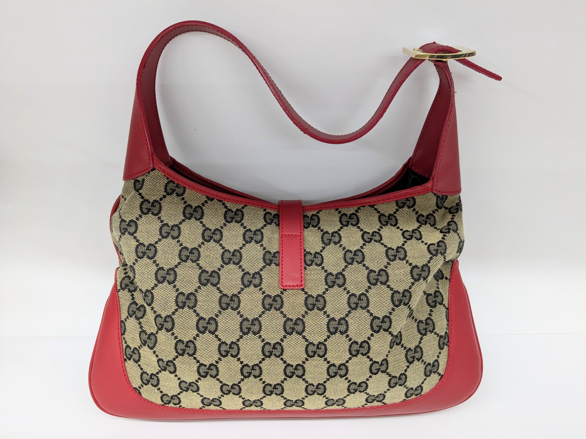 GUCCI　グッチ　ワンショルダーバッグ 上質な大人のコーデ】GUCCI ワンショルダーバッグのご紹介です