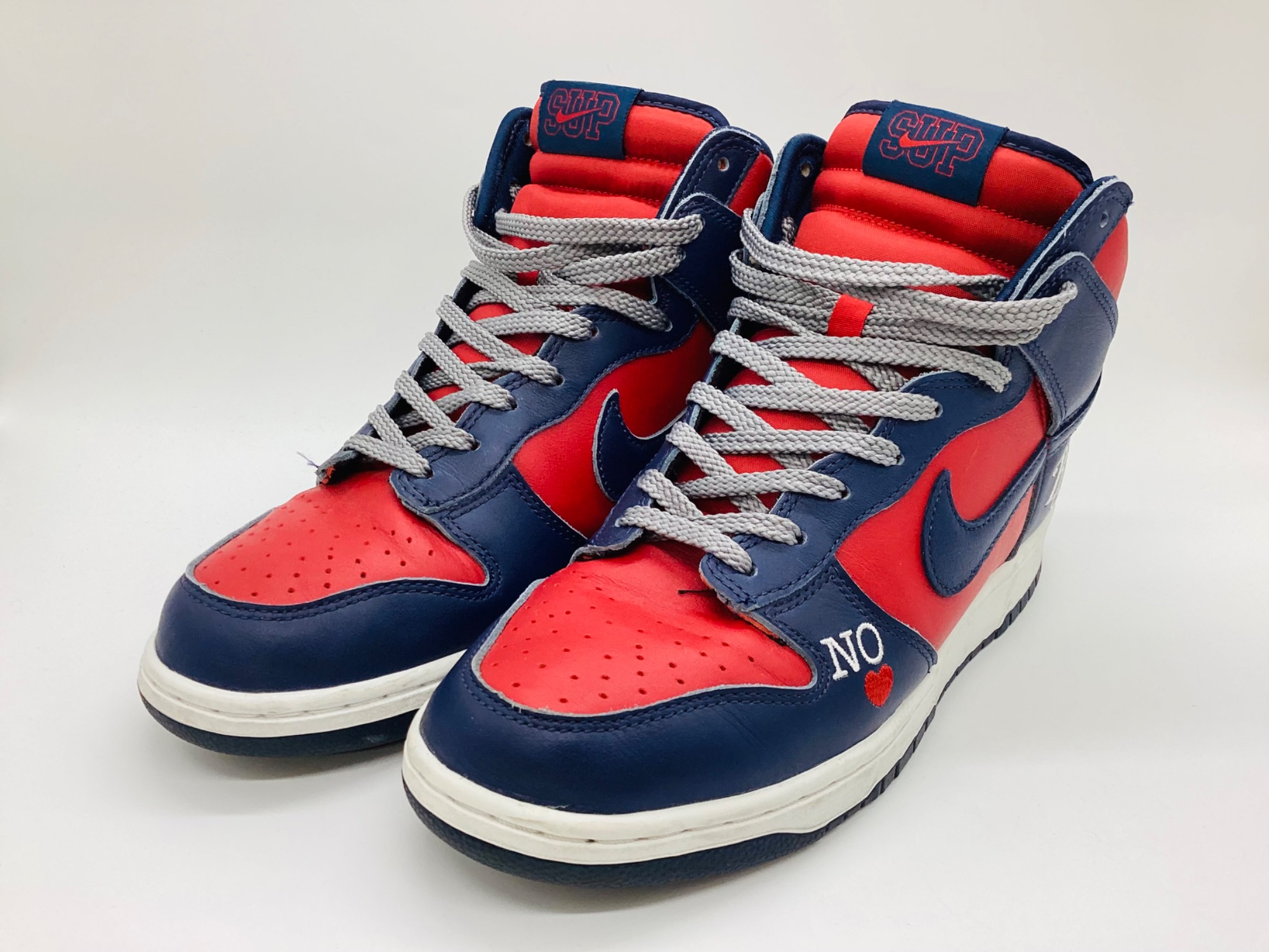 秋冬衣類買取強化中】Supreme(シュプリーム)の衣類やシューズをご紹介