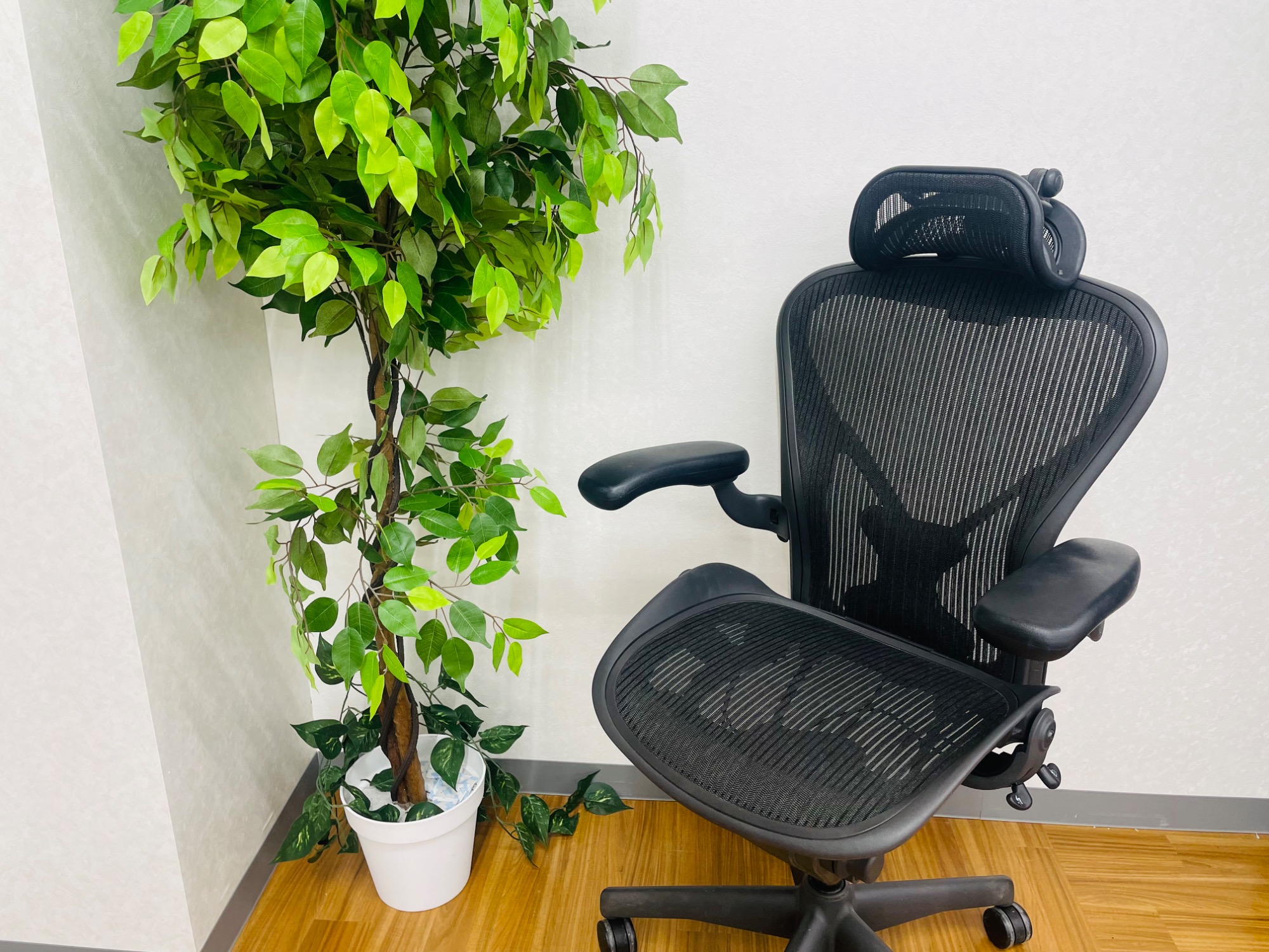トレファク神戸南店】Herman Miller アーロンチェア【取りに来られる方限定】 おろせ