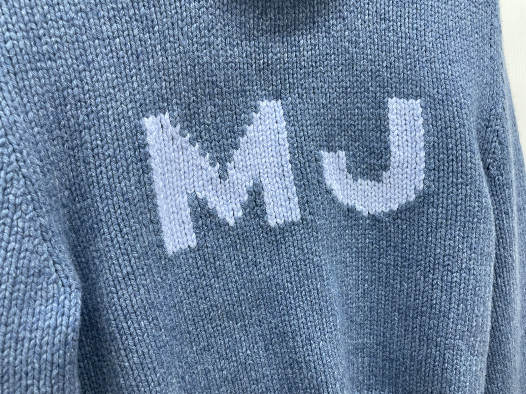 MARC JACOBS/マークジェイコブス】ショート丈ニットのご紹介です