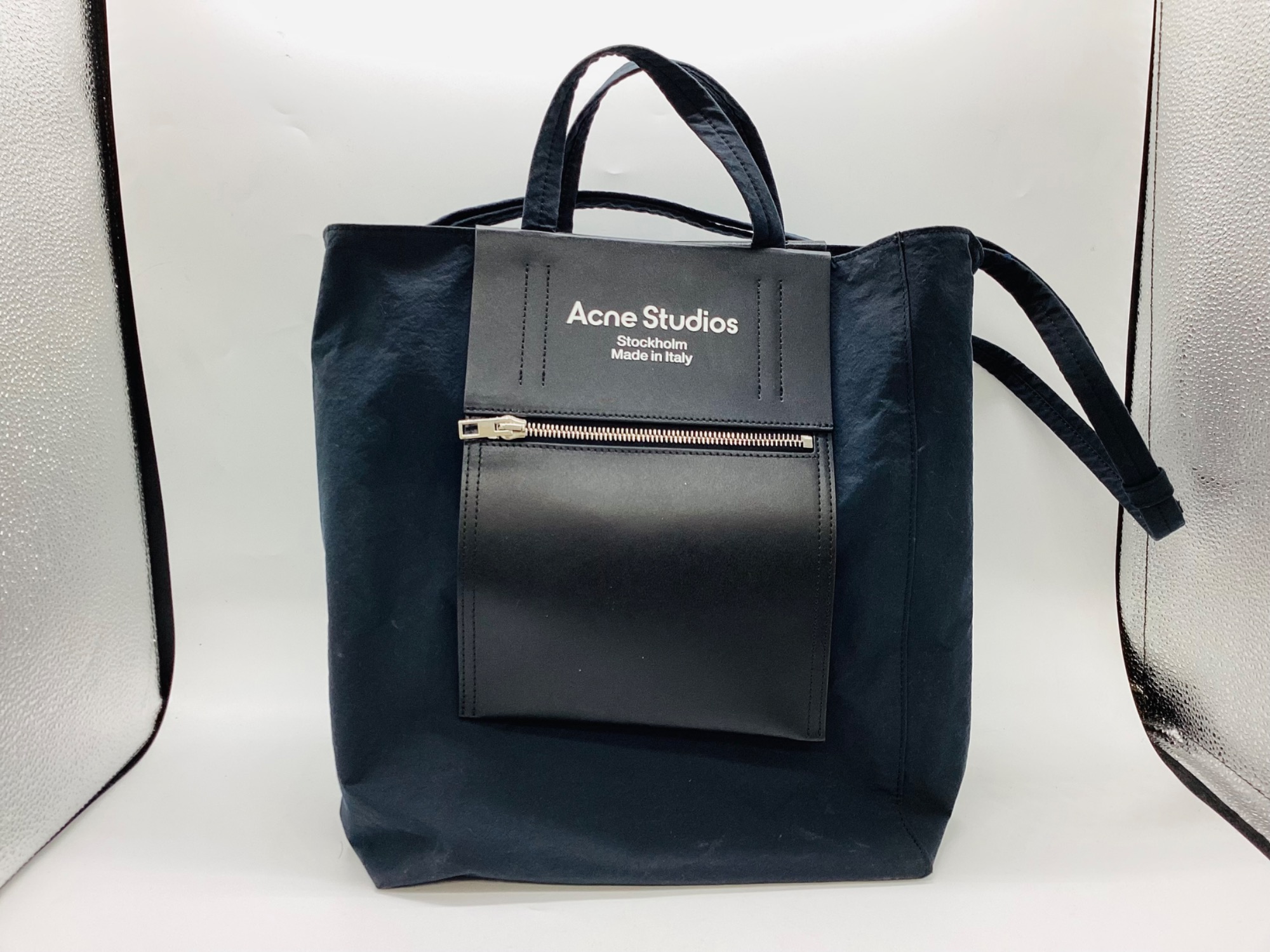普段使いにぴったりの逸品】ACNE STUDIOSのペーパーナイロン