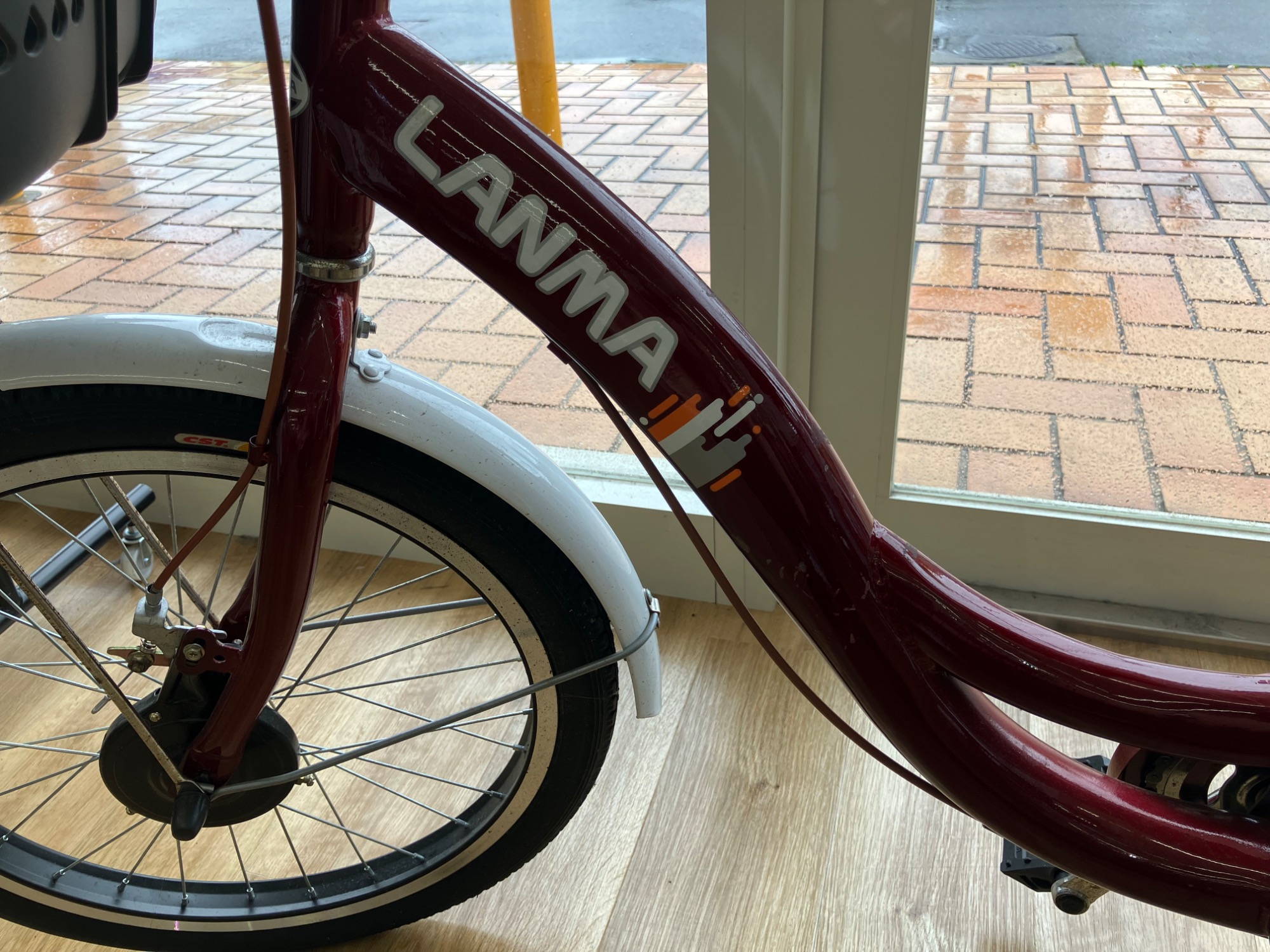 とっても安全☆】大人用三輪車 LANMAレッドのご紹介です！｜2025年06月