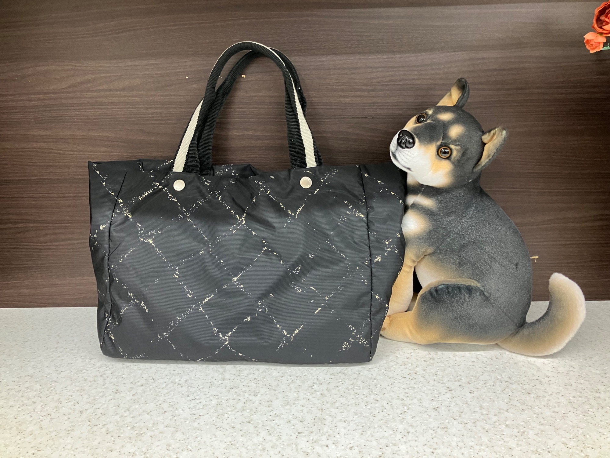 【トレンド♪】CHANEL トートバッグ 7bf34bd605e8f27f3e374064d1b9ed