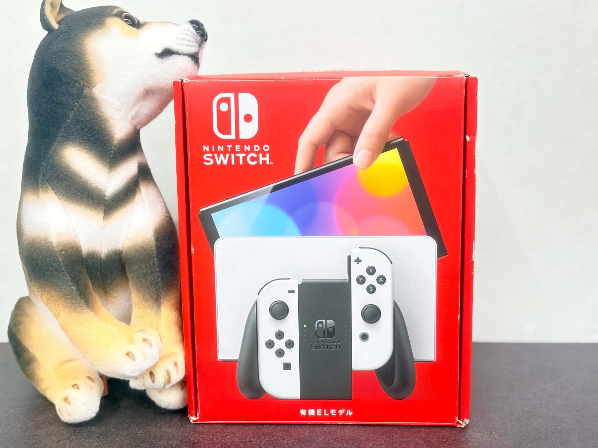 新入荷】ゲームの世界が濃くなる日。Switch有機ELモデル入荷！｜2025年