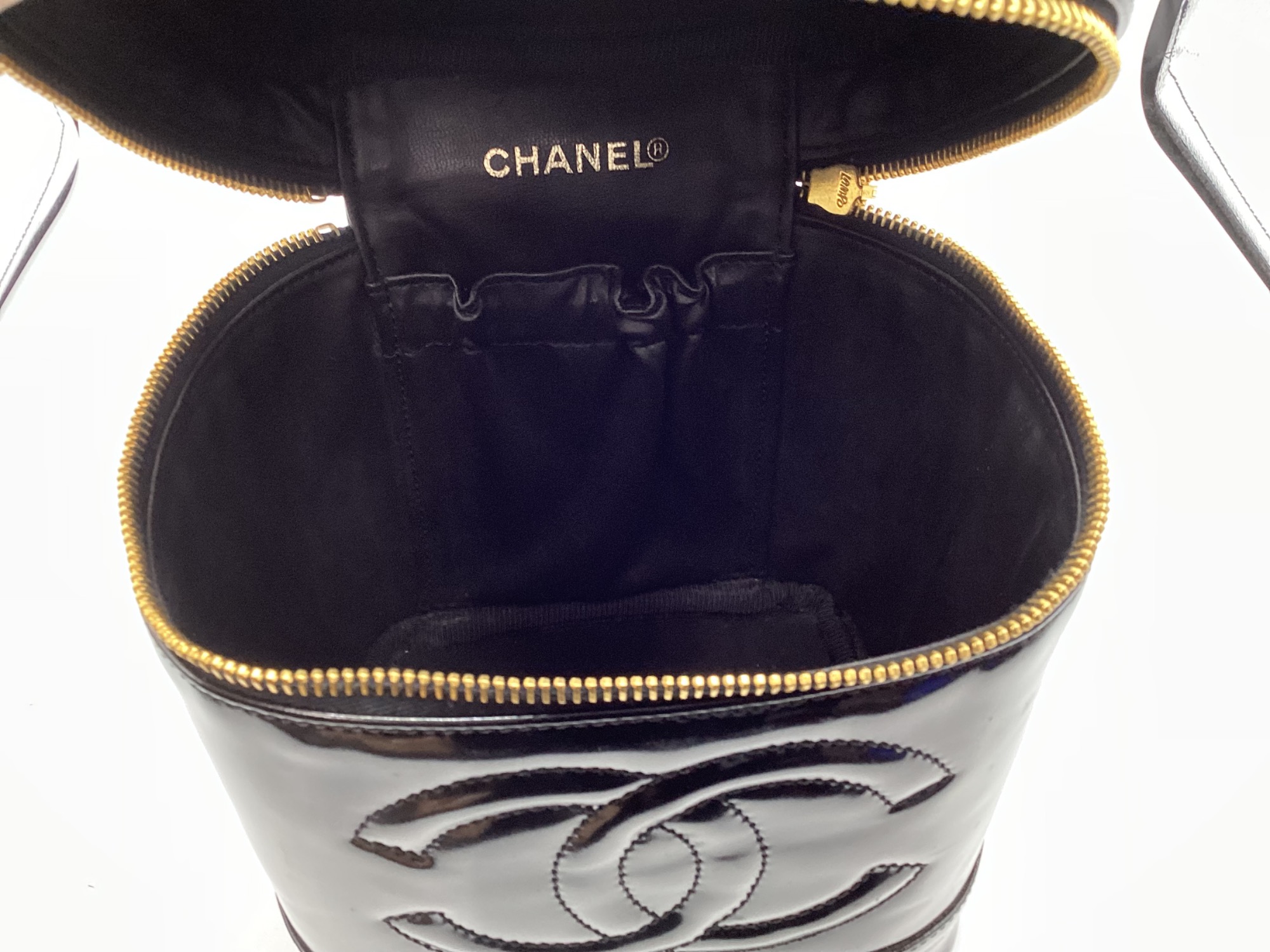 ミラー付きで便利♪】CHANEL バニティバッグ チェーンクラッチ