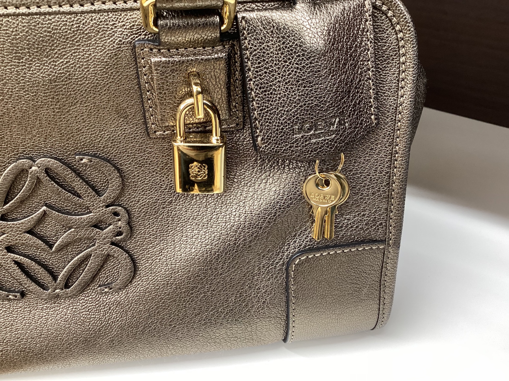 奈*i様 Loewe ハンドバッグ 楽天市場】LOEWE ロエベ AMAZONA 28 アマソナ28 ハンドバッグ
