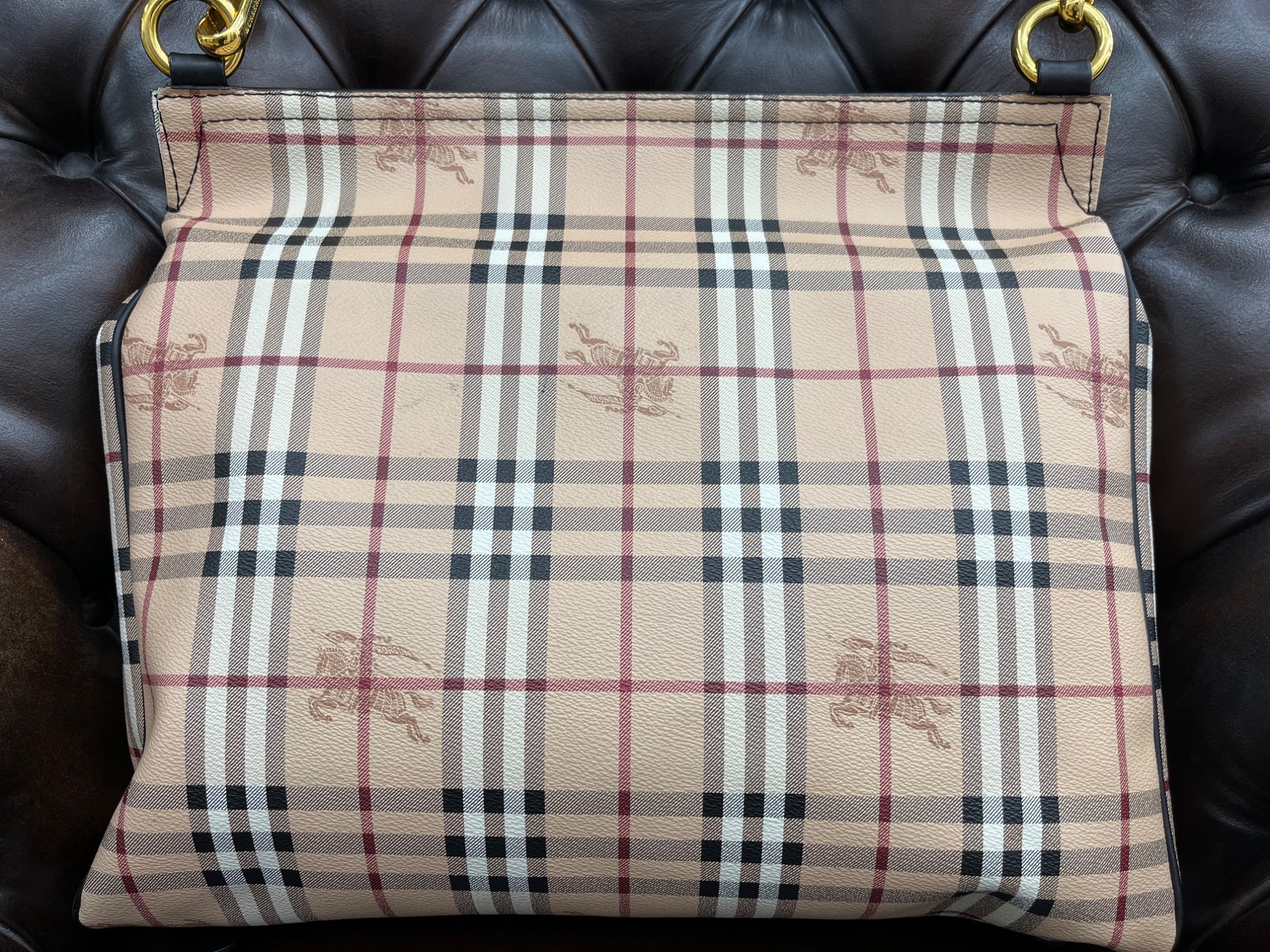 BURBERRY バ-バリ- メッセンジャ-バッグ BURBERRY(バーバリー)ブライドルメッセンジャーバッグ】をご紹介