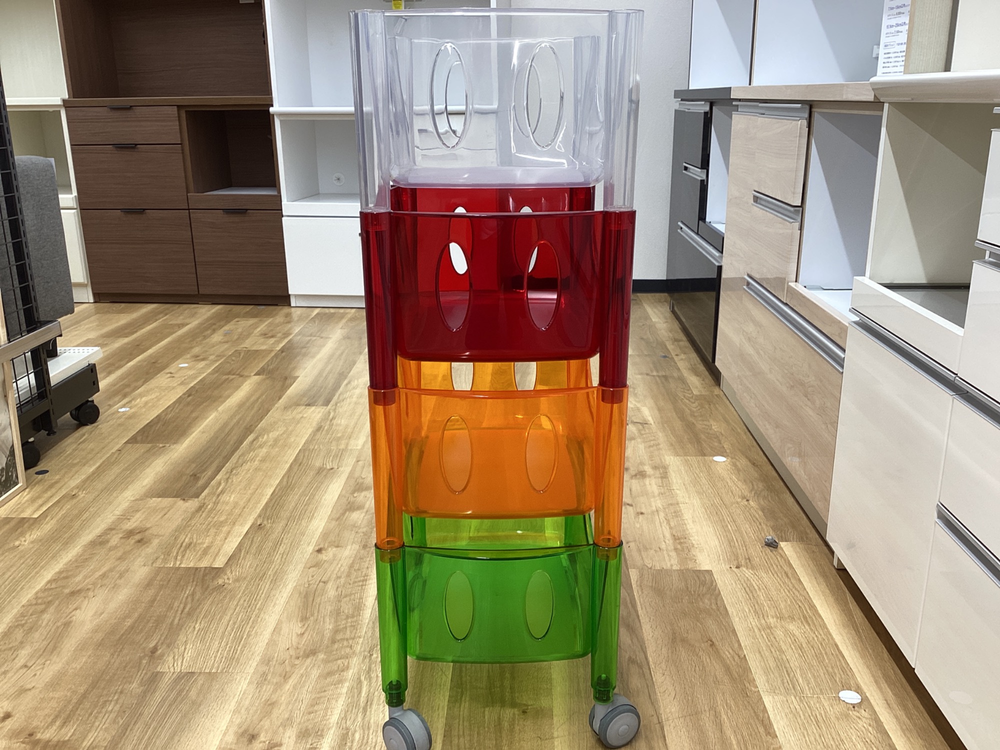 グッチーニ　アクリルラック　スタッキングバスケット　スペースエイジ　イタリア グッチーニ アクリルラック スタッキングバスケット スペース