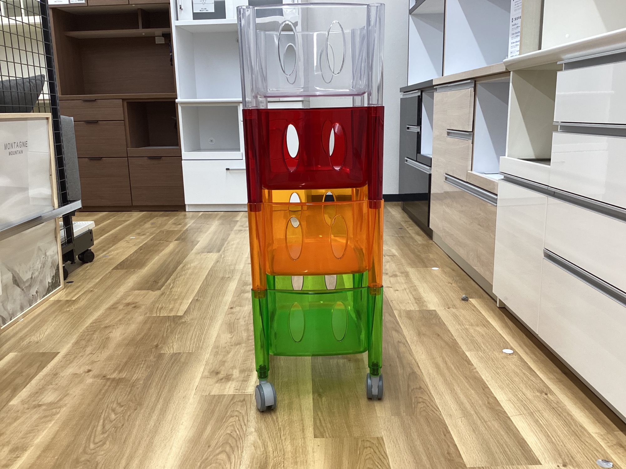 グッチーニ　アクリルラック　スタッキングバスケット　スペースエイジ　イタリア グッチーニ アクリルラック スタッキングバスケット スペース