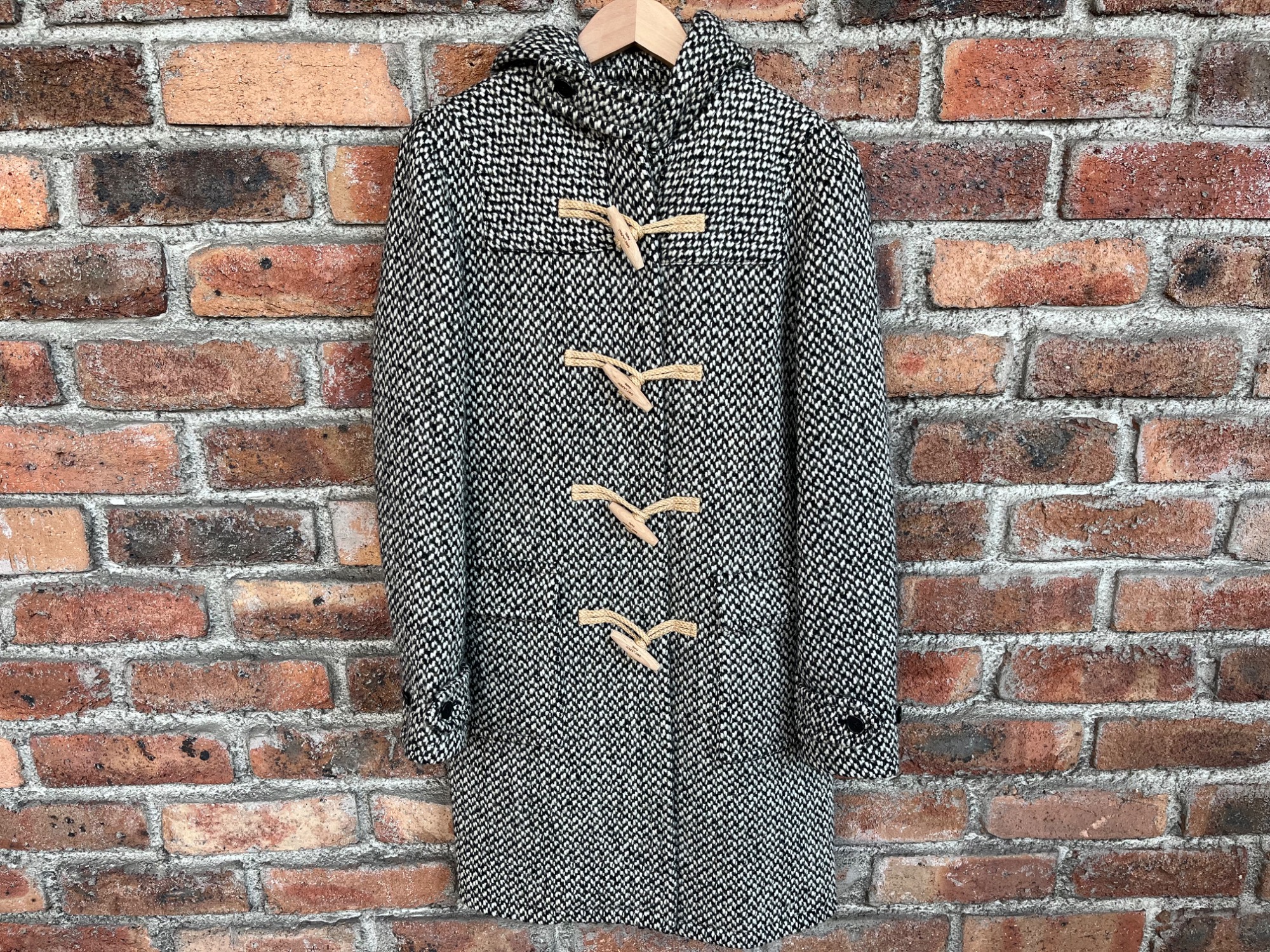 Saint Laurent Paris (サンローランパリ) ダッフルコート】をご紹介