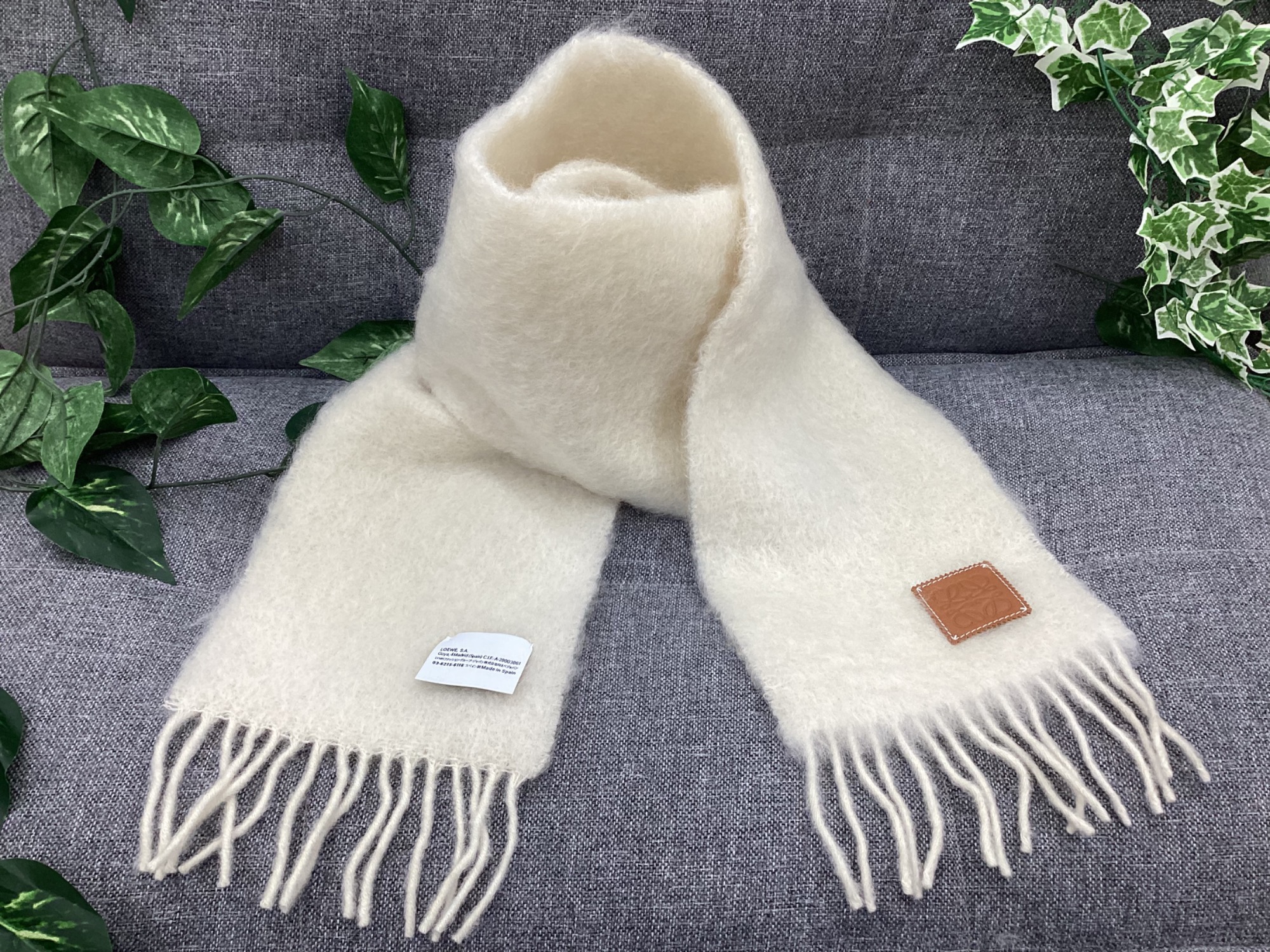 LOEWE (ロエベ) スカーフ/フィッシャーマンレザーバケットハット】をご