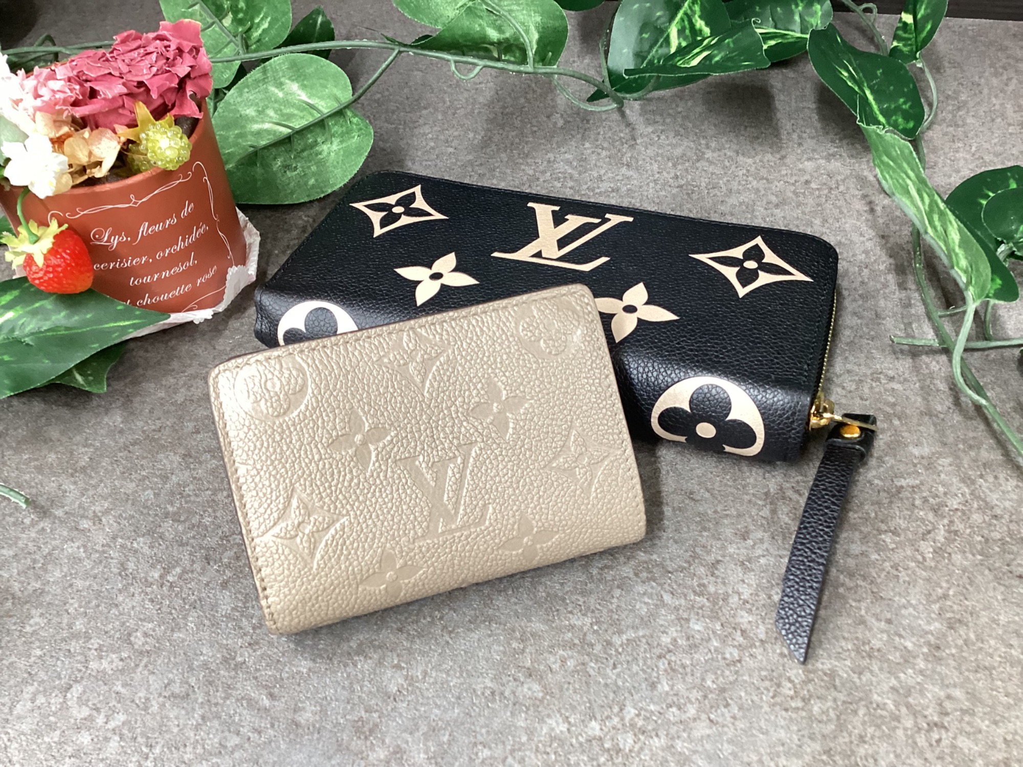 LOUIS VUITTON (ルイ ヴィトン) 2つ折り財布 M80152 / 長財布 M80481