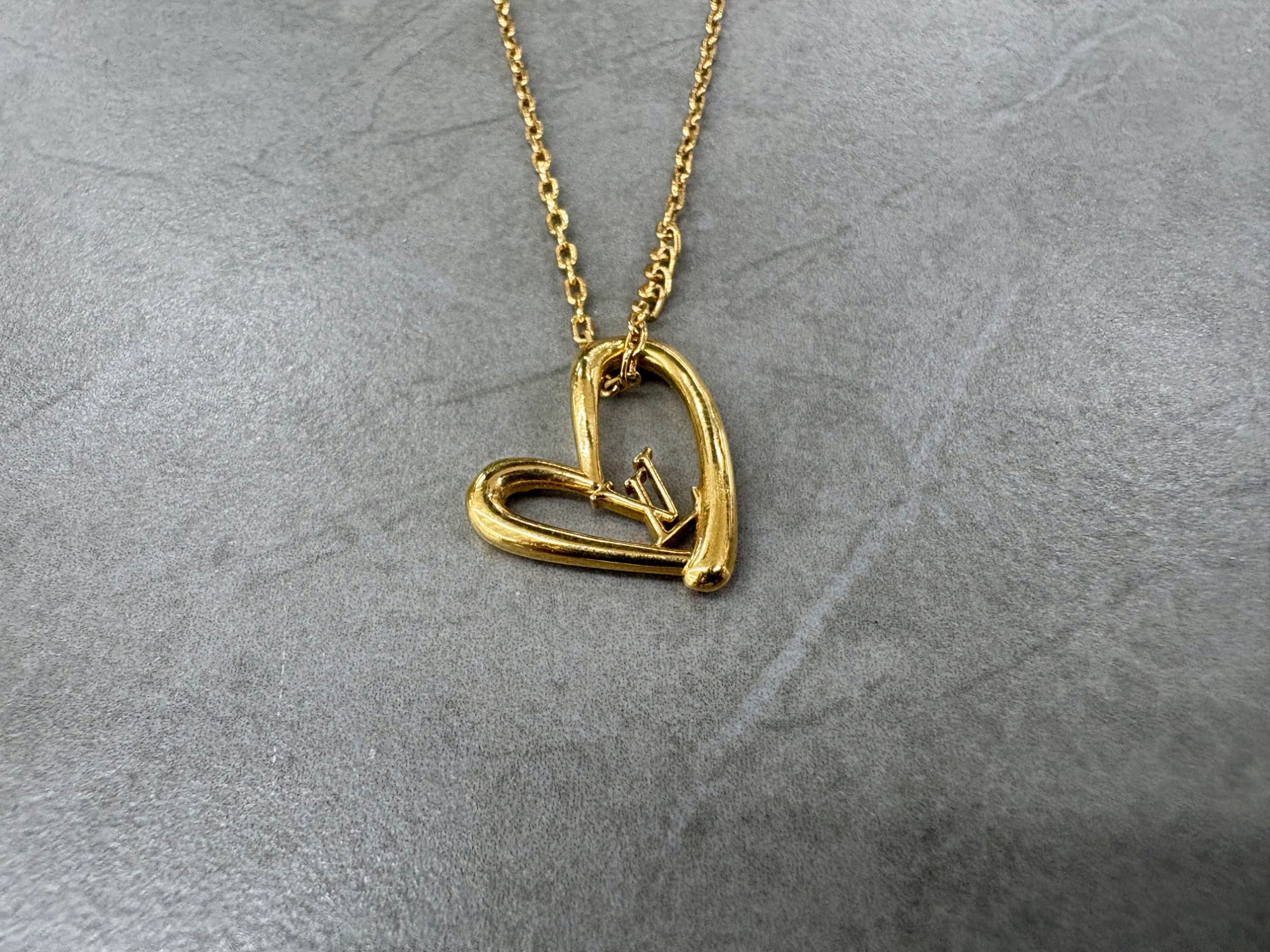 LOUIS VUITTON (ルイ・ヴィトン) ネックレス コリエ・ルルグラム