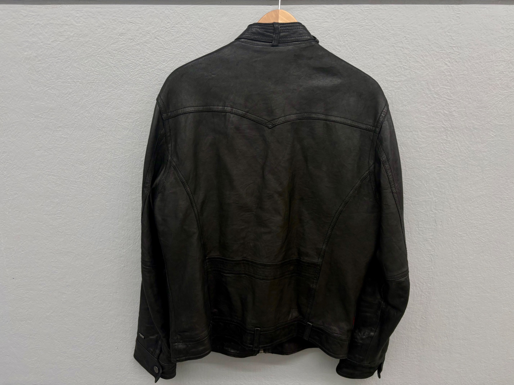 LEVI'S ラムレザージャケット/ライダースジャケット 】をご紹介